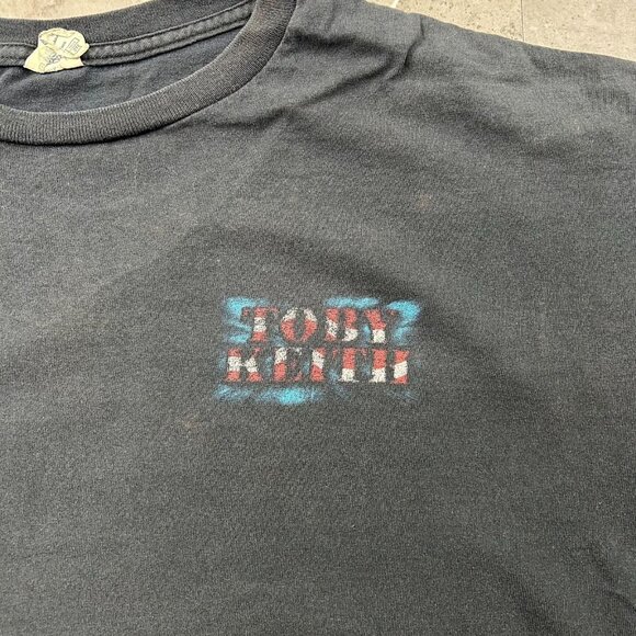 Vintage Toby Keith Graphic Tour Tee Mens 2XL XXL Patriotic Country Music Band - Picture 4 of 13